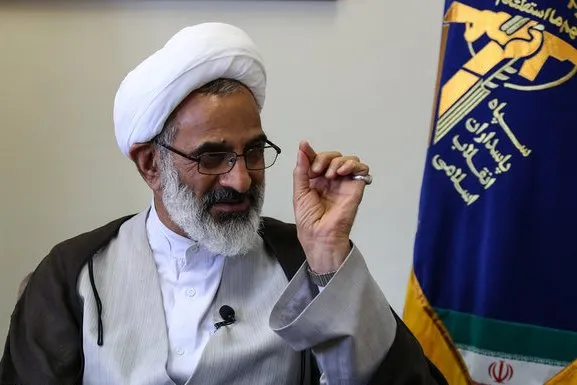 سپاه روحیه انقلابی و فرهنگ عاشورایی را بر محور ولایت فراگرفته است