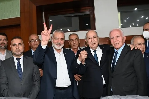 از امضای سند اتحاد ملی در الجزائر تا شهادت 3 جوان اردوگاه جنین