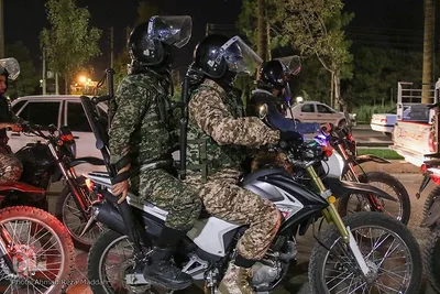استقبال از پیکر مطهر شهید مدافع حرم در رزمایش اقتدار و امنیت شیراز
