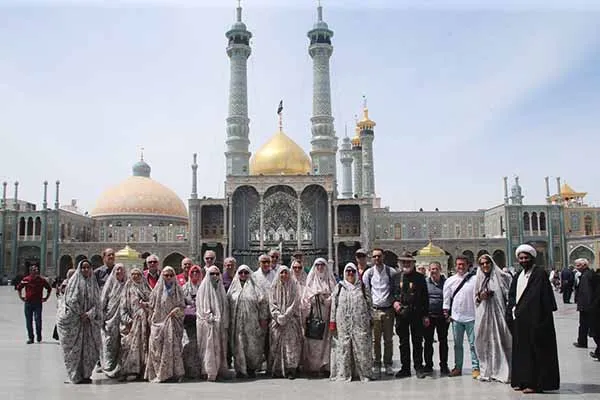 میزبانی حرم حضرت معصومه(س) از ۶۶ هزار زائر و توریست بین‌المللی