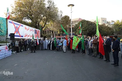 اجتماع مردم تبریز به مناسبت نهم ربیع سرآغاز امامت و ولایت حضرت حجه ابن الحسن العسگری(ع)‎‎