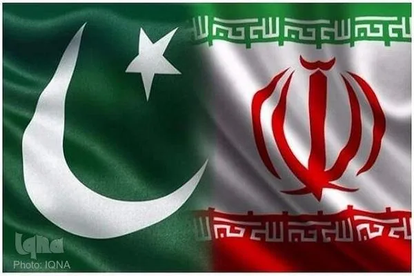 خون شهیدان، راه عاشورا و غدیر را استوارتر خواهد کرد