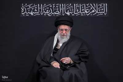 آخرین شب عزاداری شهادت فاطمه‌زهرا (س) در حسینیه امام خمینی(ره)