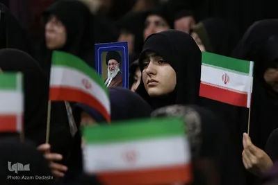 تجمع حماسی بانوان قزوینی در سوگ رهبر شهید