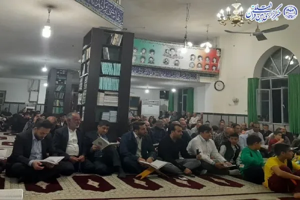 محفل انس با قرآن در مسجد جامع سینوا چالوس