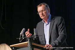Forscher fordert mehr Härte gegen Islamhass