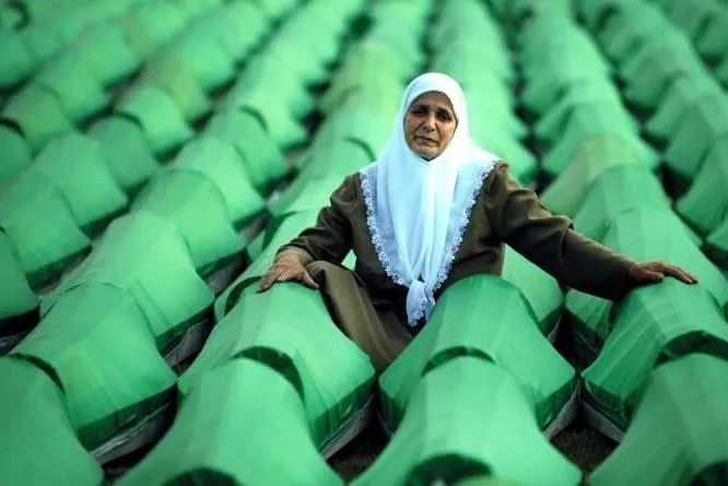 Israele complice del genocidio di Srebrenica