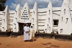 A la découverte de la mosquée de 700 ans du Ghana