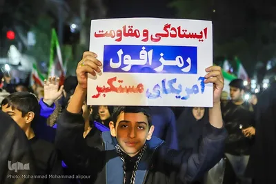 خروش شبانه مردم اهواز در حمایت از عملیات وعده صادق ۴