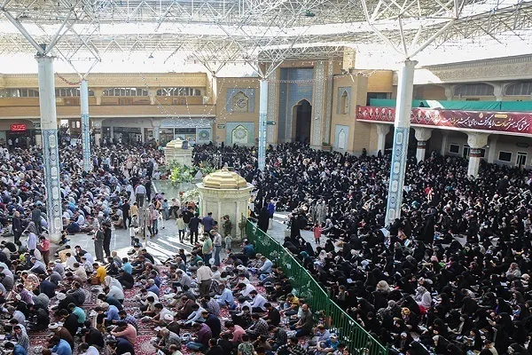 Qom Shrine to Host Recitation of Arafah Supplication, Eid al-Adha Prayers  