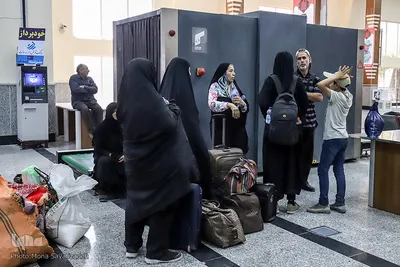 زائران و موکب‌داران در پایانه مرزی چذابه