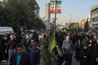 تجمع بزرگ مردم تهران برای اعلام حمایت از اجرای عملیات «وعده صادق ۲»
