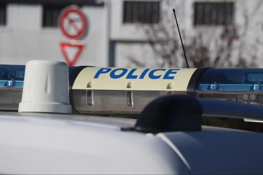 Menace devant une mosquée en France : un homme arrêté