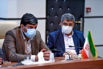 نشست دبیران تشکل‌های دانشجویی فارس با نماینده ولی‌فقیه در استان
