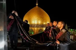 Dambana ng Imam Ali Tinakpan ng Itim Bago ang Anibersaryo ng Kabayanihan (+Larawan)