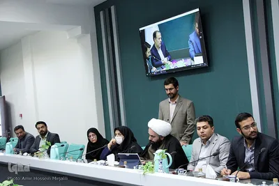 نشست انجمن کتابخانه های عمومی استان با ریاست فاطمی استاندار یزد‎‎