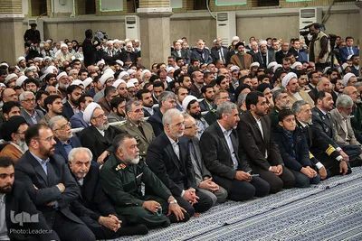 دیدار مسئولان نظام و میهمانان کنفرانس وحدت اسلامى‌ با رهبر انقلاب