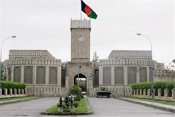 صلح، محور گفت‌‌وگوی اشرف غنی و زلمی خلیل‌زاد