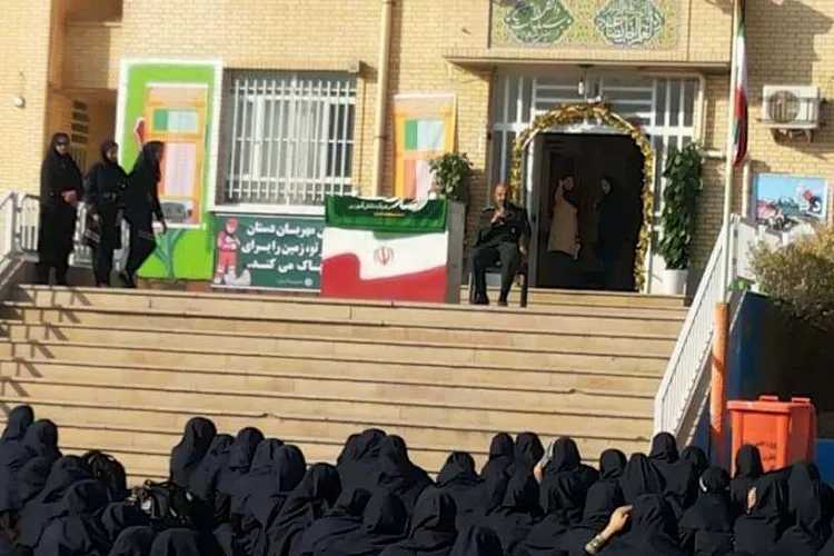 هشت سال دفاع مقدس نمایش قدرت اسلام بود