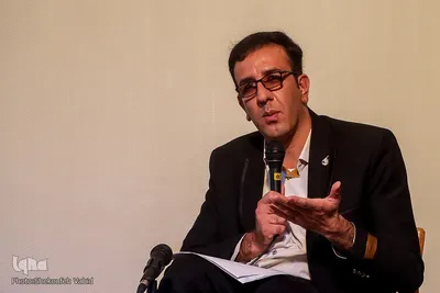 نشست خبرنگار شدن و خبرنگار ماندن
