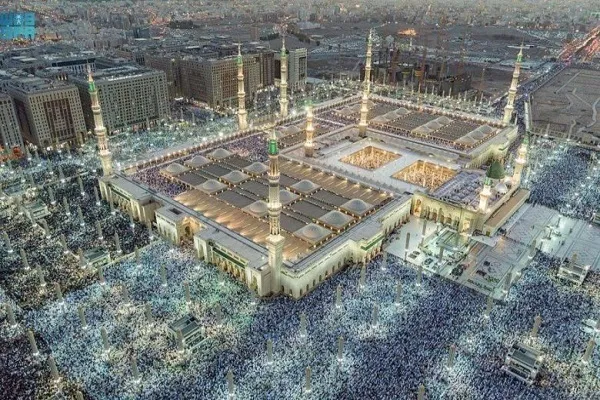 المسجد النبوي يستعد لاستقبال الحجاج قبل التوجه لأداء فريضة الحج