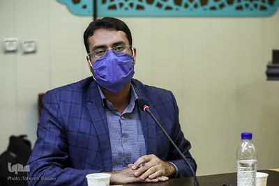  محمد کمالی، مسئول انتشارات مؤسسه اندیشه‌سازان نور در مراسم رونمایی از کتاب «تولد یک تراژدی