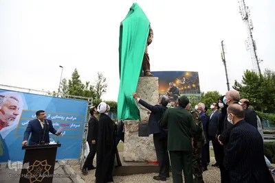 Märtyrer Soleimani-Statue in Teheran enthüllt
