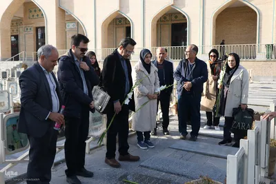 تجدید میثاق اعضای جهاددانشگاهی واحد اصفهان با شهدا