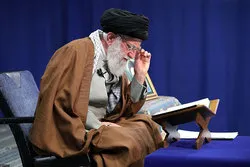 Imam Chamenei: Furchtlosigkeit gegenüber dem Feind