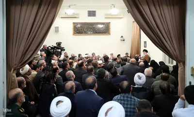 دیدار دست اندرکاران برگزاری کنگره بزرگداشت ۲۴ هزار شهید استان اصفهان با رهبرمعظم انقلاب