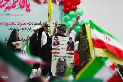 تجدید بیعت دختران و مادران اصفهانی با رهبر انقلاب در گلستان شهدا