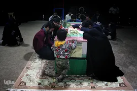 وداع با پیکر شهید مدافع حرم حمزه کاظمی