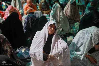 مراسم اعمال ام داوود در مسجد دانشگاه تهران و شریف
