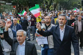 راهپیمایی مردم تبریز علیه حادثه تروریستی شاه چراغ‎‎