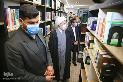 افتتاح کتابخانه تخصصی مرکز پژوهش‌های شورای شیراز