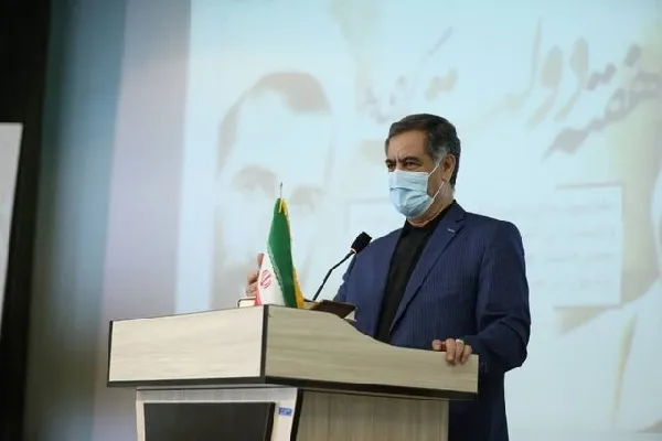 با کشمکش‌های سیاسی نمی‌توان مشکلات را حل کرد