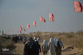 راهیان سرزمین نور
