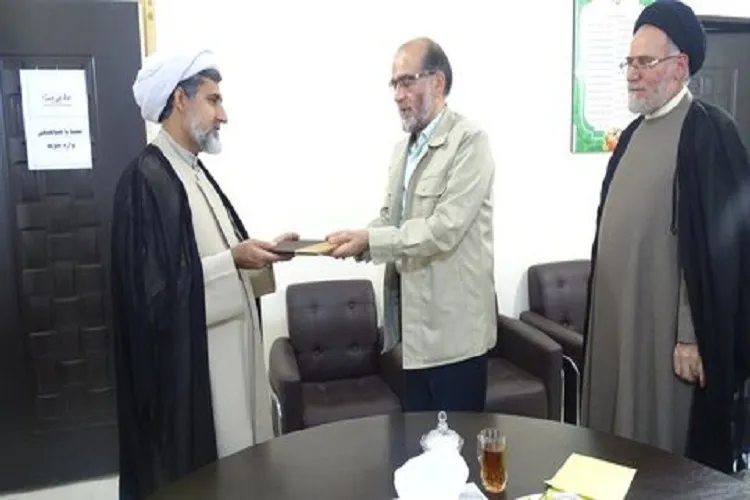 سرپرست مرکز خدمات حوزه علمیه هرمزگان منصوب شد