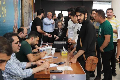 حضور هنرمندان پای صندوق‌های رأی‎