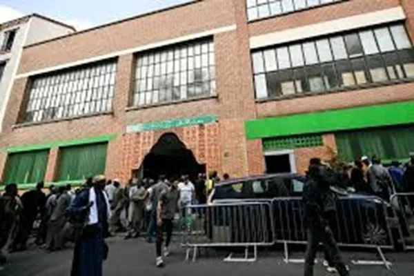 11 serbes arrêtés dans l'affaire des têtes de cochons devant les mosquées françaises