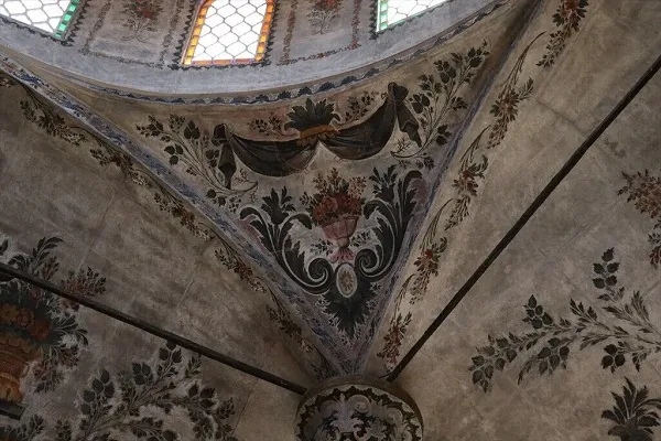 Bulgaria’s Bayrakli Mosque; An Architectural Masterpiece Combining Baroque and Islamic Art Bulgaria’s Bayrakli Mosque; An Architectural Masterpiece Combining Baroque and Islamic Art