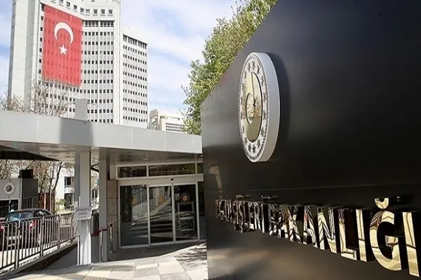 Türkiye Dışişleri Bakanlığından Fransa'daki kilise saldırısına kınama
