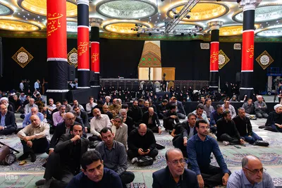 آیین بزرگداشت رهبر شهید انقلاب در جمع دانشگاهیان اصفهان