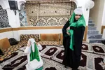 مهسا پورعطا 17  سال دارد. او فقط چند ماه است که کار خود را برای تعزیه خوانی در گروه سفیران عشق آغاز کرده است.  دلیل اصلی بازی در تعزیه خوانی را عشق به امام حسین ابراز می کند. او نقش حضرت رباب همسر امام حسین (ع) را ایفا می کند.