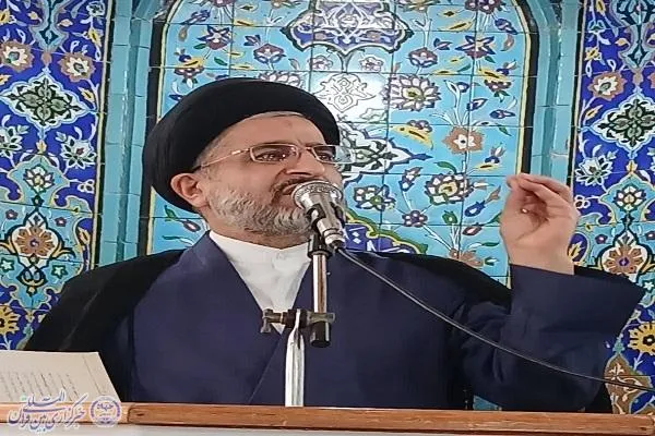 مسئولان با خدمت‌رسانی صادقانه پاسخگوی حماسه مردمی باشند