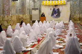 جشن تکلیف دختران در حرم شاهچراغ(ع)‎