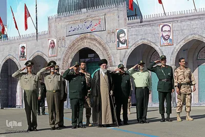 حضور و سخنرانی رهبر انقلاب در مراسم دانش‌آموختگی دانشجویان دانشگاه امام حسین (ع)