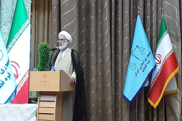 مردم در برابر توطئه دشمنان خوب عمل کردند