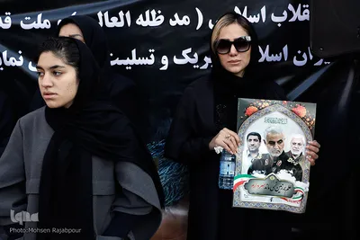 تشییع پیکر مطهر شهید سپهبد سلیمانی در کرمان