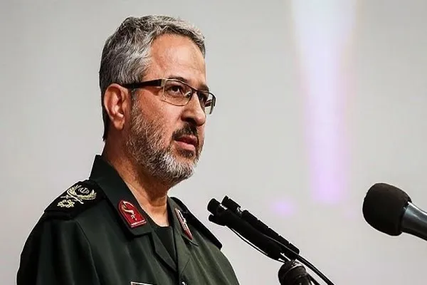 میزان و محک بسیجی‌بودن دلدادگی به اصول انقلاب، رهبری و منافع ملی است